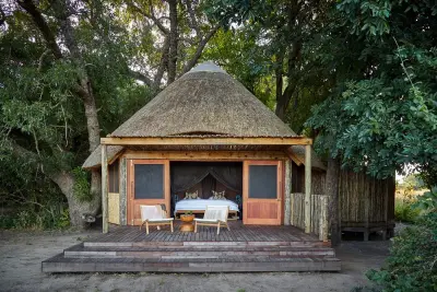 Kuyenda Bushcamp, South Luangwa, Zambia