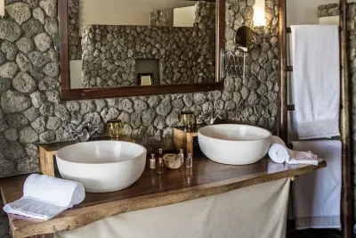 Chem Chem Lodge, Lake Manyara (Burunge WMA), Tanzania