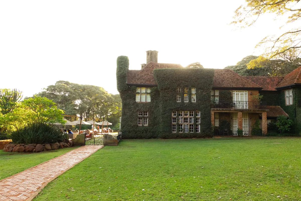 Giraffe Manor — Historic Manor — photo 12