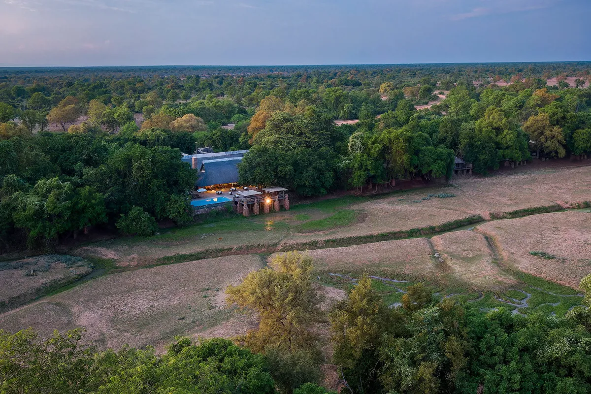 Mfuwe Lodge — photo 11