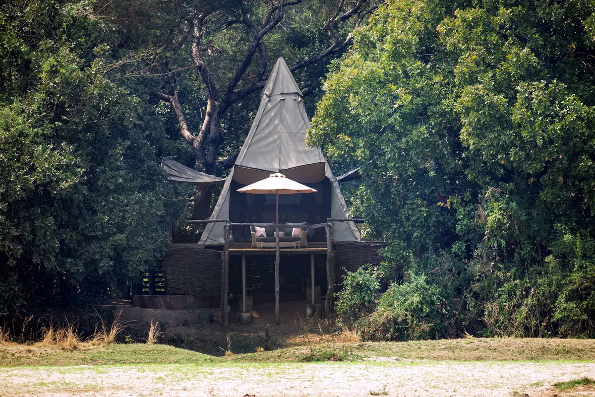 Shawa Luangwa Camp — photo 21