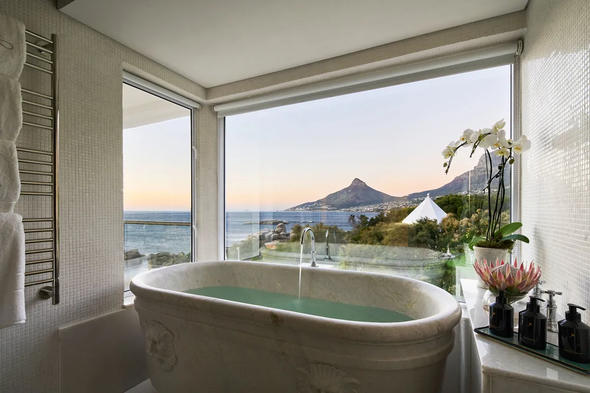 The Twelve Apostles Hotel & Spa — photo 22