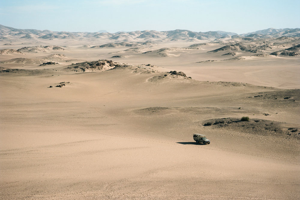 Dune drive near Hoanib Valley Camp, luxury Namibia safari / Courtesy of Natural Selection Travel
