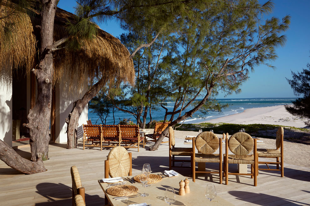 Terrace at Kisawa Sanctuary, Benguerra Island / Courtesy of Kisawa Sanctuary luxury Indian Ocean beach resort