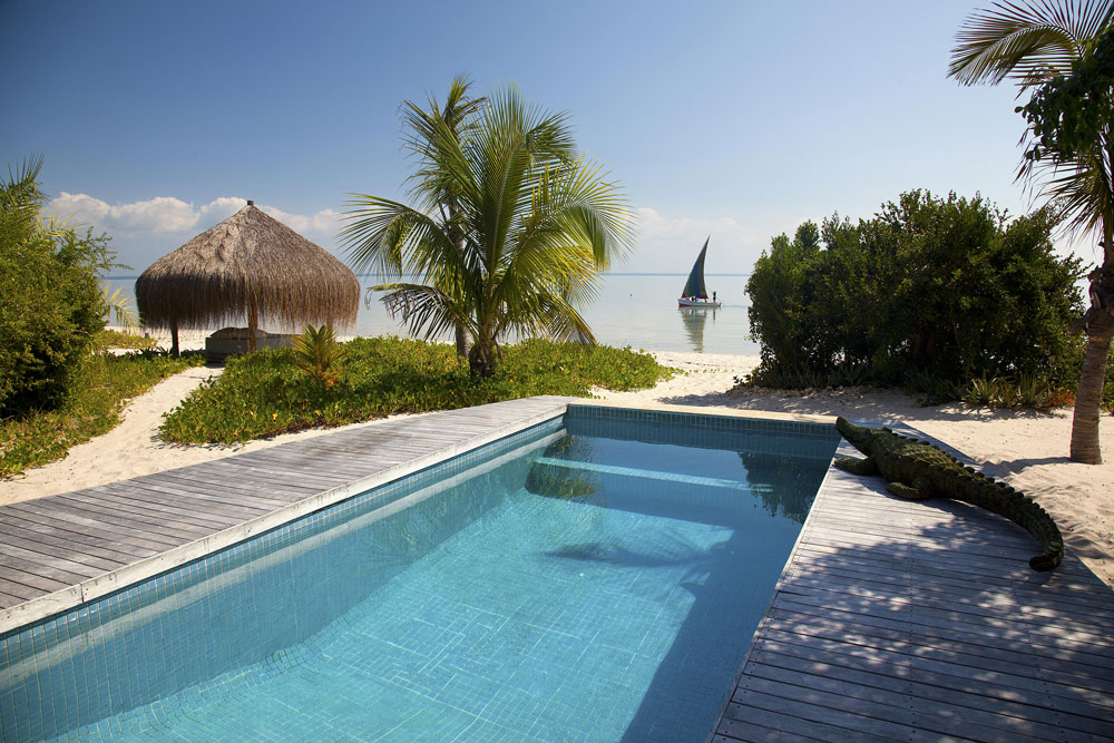 Villa Amizade at Azura Benguerra Island, Mozambique / Courtesy of Azura luxury Indian Ocean beach resort