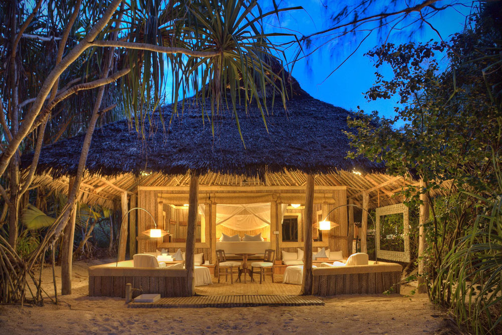 Banda at &Beyond Mnemba Island / Courtesy of &Beyond luxury Zanzibar beach resort