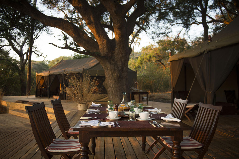 Dining at Chada Katavi / Courtesy of Nomad Tanzania luxury safari