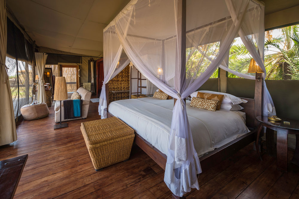 Bedroom at Shumba Camp / Dana Allen / Courtesy of Wilderness Safaris