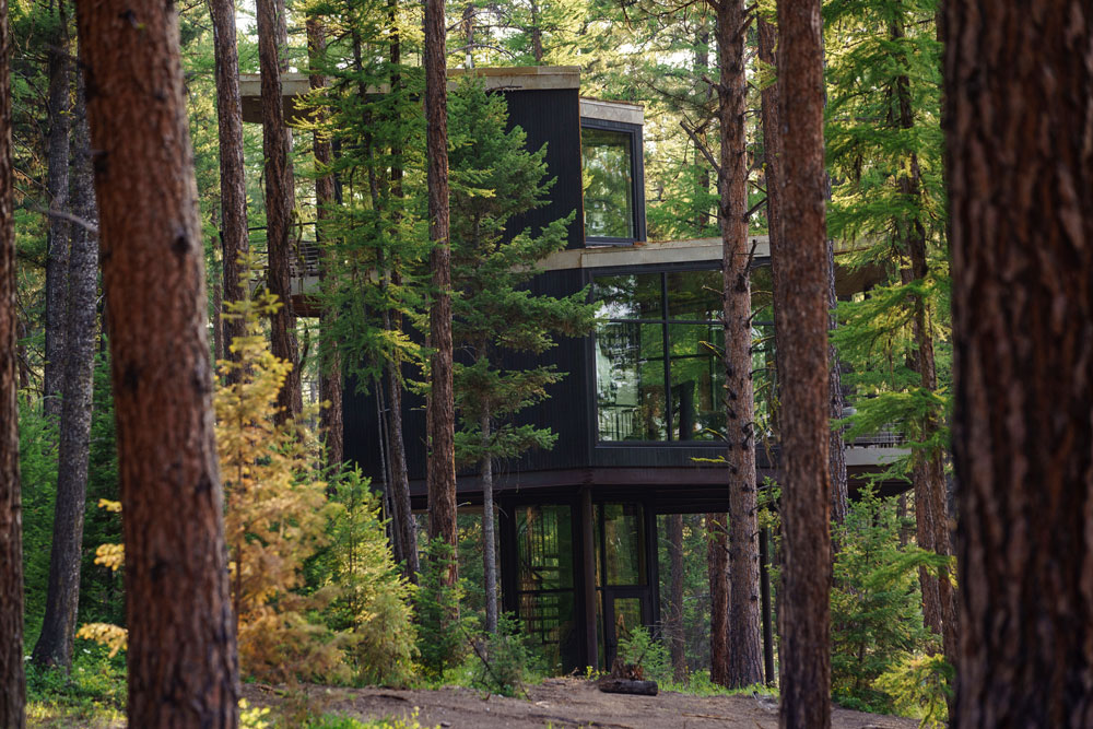Tree Haus at The Green O / Courtesy of Paws Up luxury Montana nature resort
