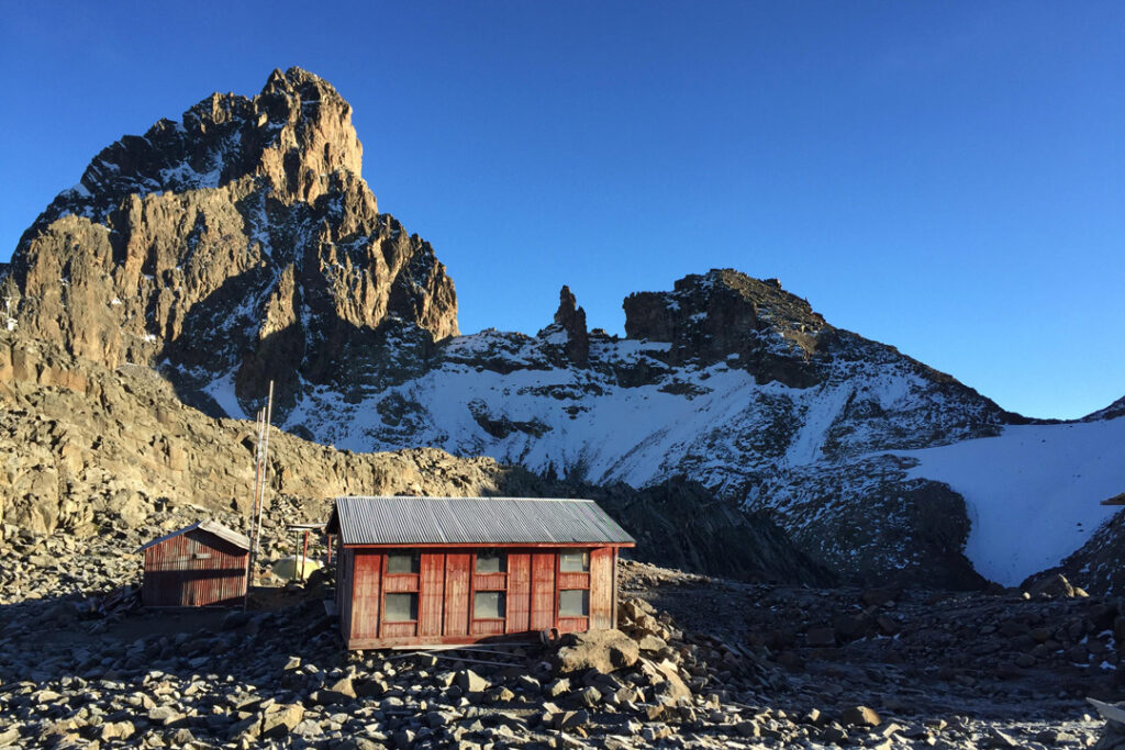 Austrian Hut on Mount Kenya / medhelan / Reddit