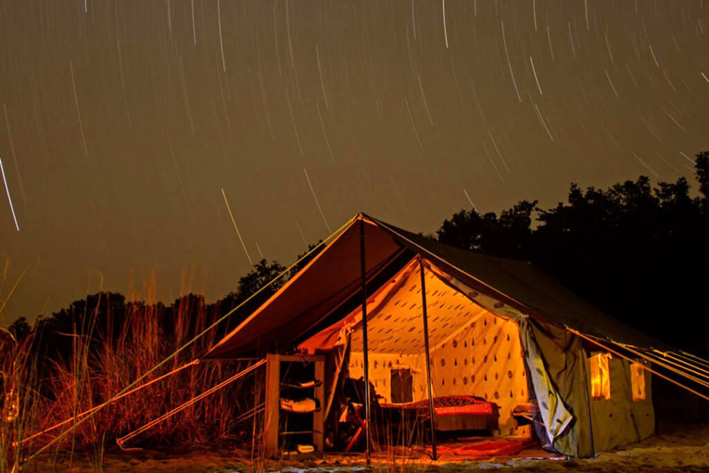 Camping in Satpura National Park / Courtesy of Reni Pani Jungle Lodge