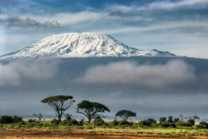 Mount Kilimanjaro, Tanzania / Sergey Pesterev / Unsplash