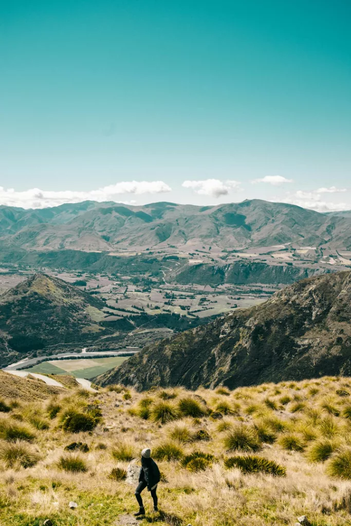 Hiking The Remarkables / Josh Withers / Unsplash