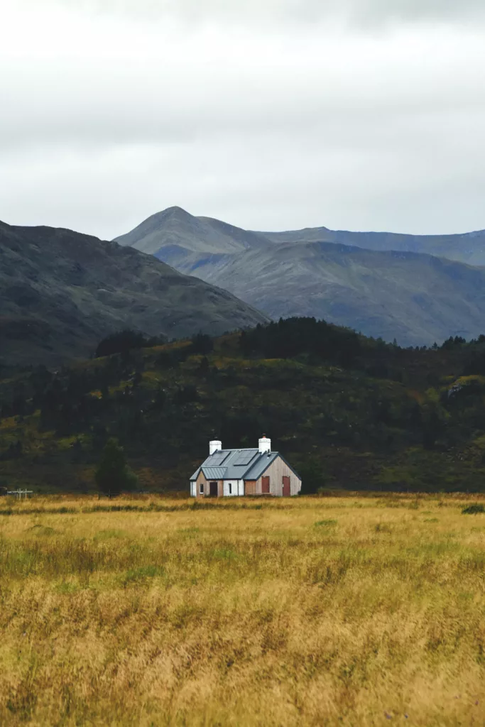 Fort Augustus / Sam Bark / Unsplash