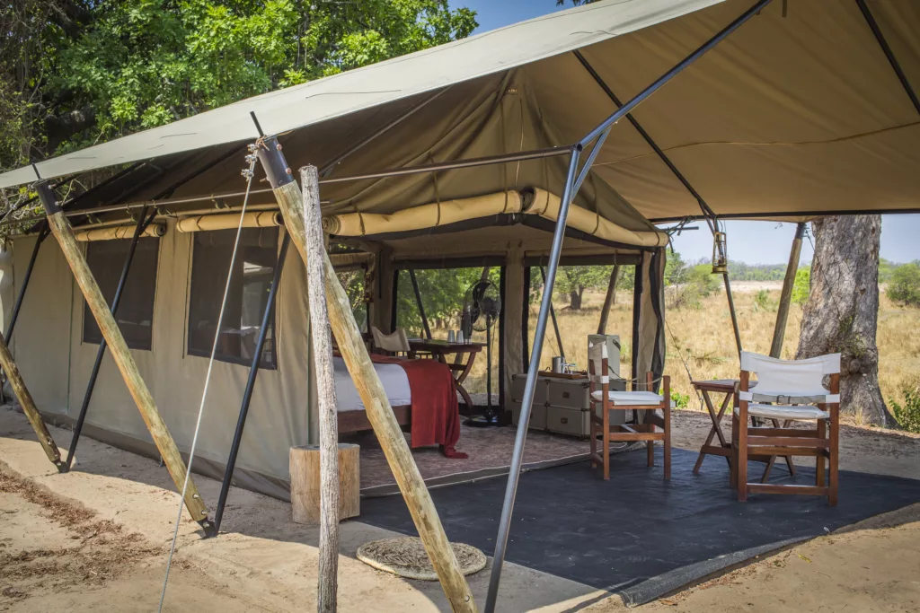 Luwi Camp, South Luangwa National Park, Zambia / Scott Dubois